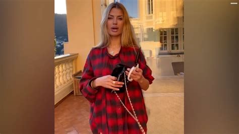 ‘Bye bye’: Model among Russian influencers destroying their